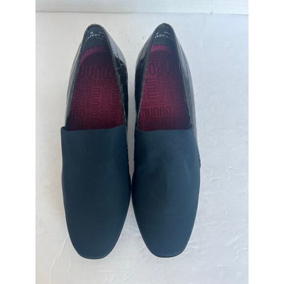 Munro Billee Blue/Black Leather/Stretch Fabric Closed Toe Classic Pump Shoes 9W - Picture 3 of 12